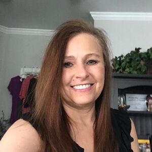 Meet your Posher, Carla